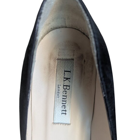 LK Bennett Black Suede Block Heel Pumps – EU 37 (US 6.5) - Picture 3 of 9